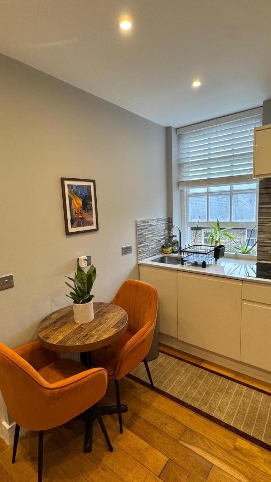 Central Apartment London Exterior photo